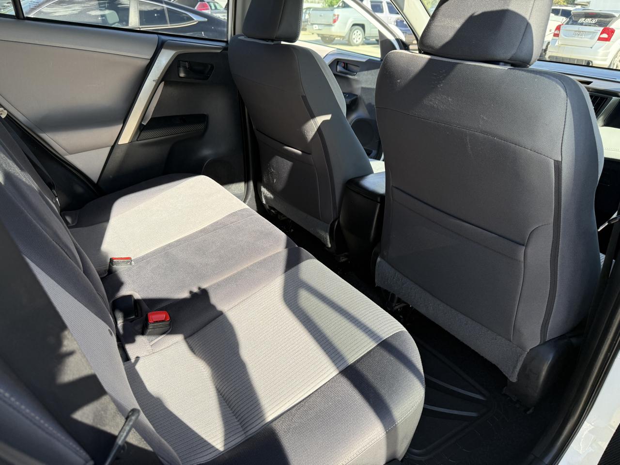 Toyota RAV4 XLE FWD 2013