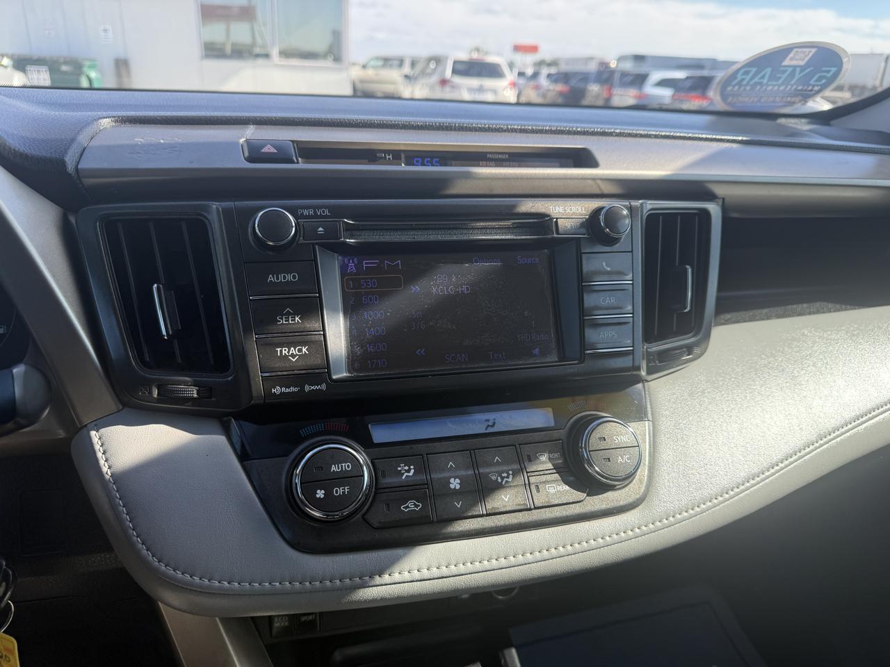Toyota RAV4 XLE FWD 2013