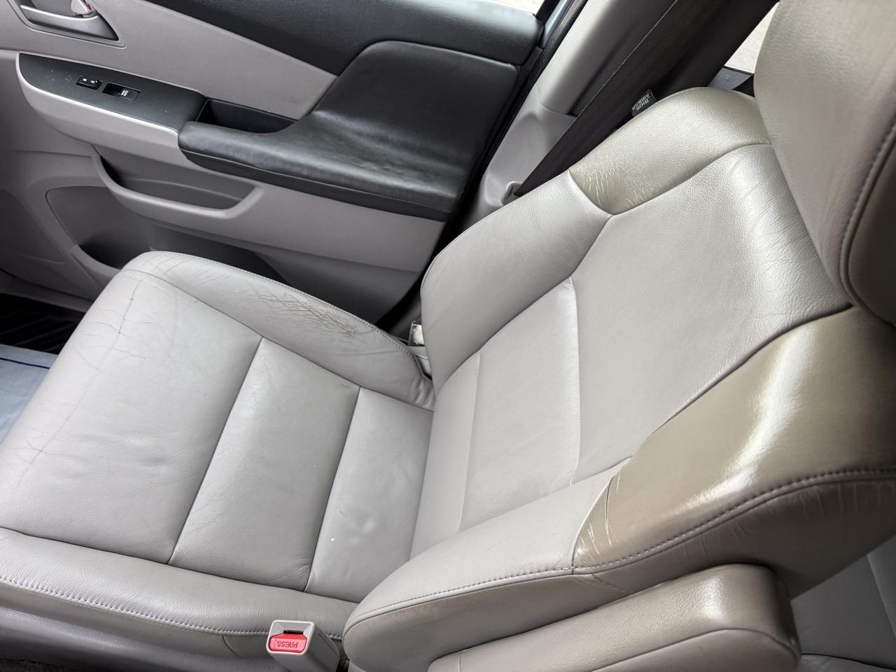 Honda Odyssey Touring 2012