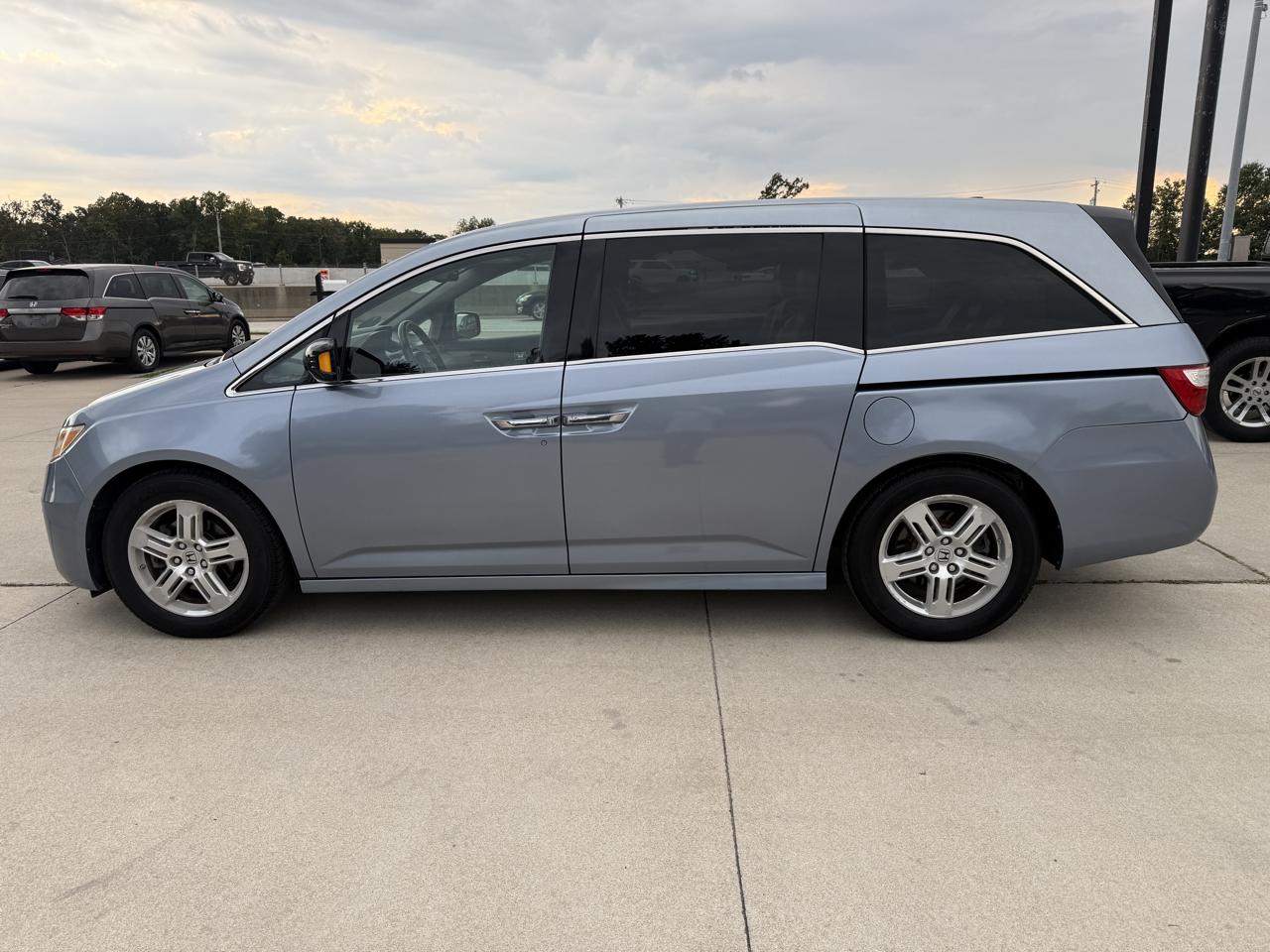 Honda Odyssey Touring 2012