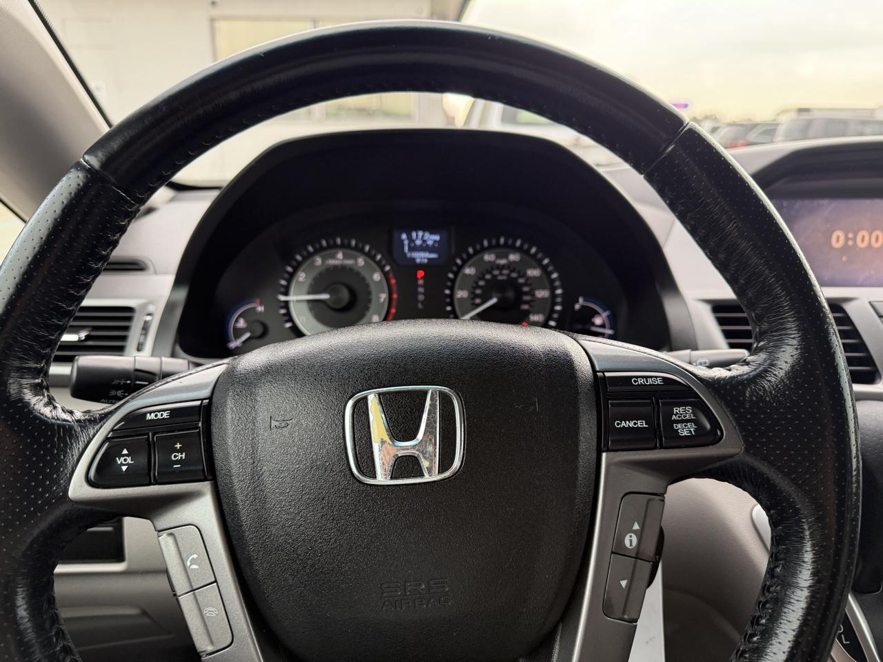 Honda Odyssey Touring 2012