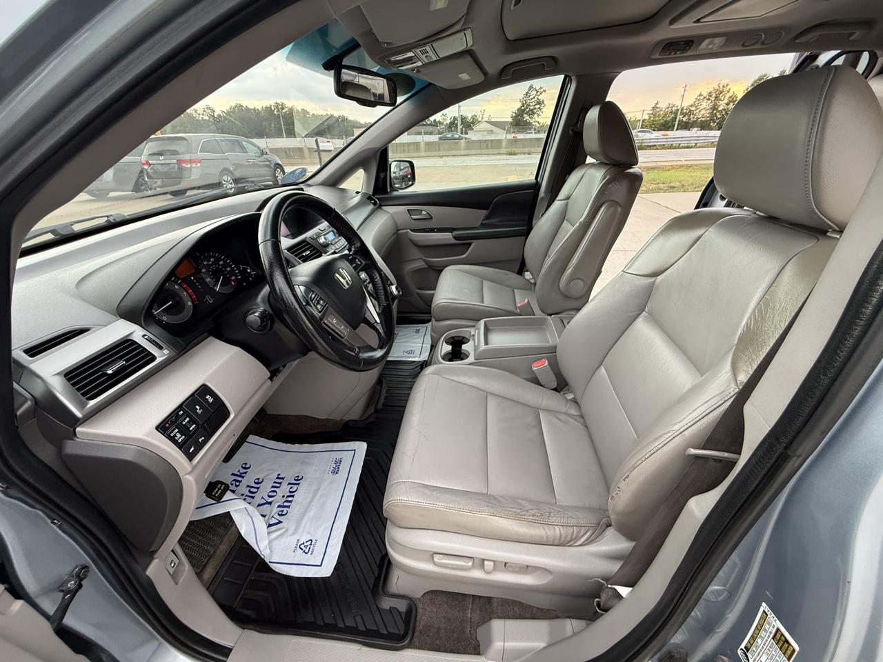 Honda Odyssey Touring 2012