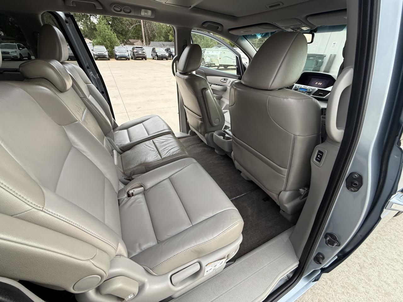 Honda Odyssey Touring 2012