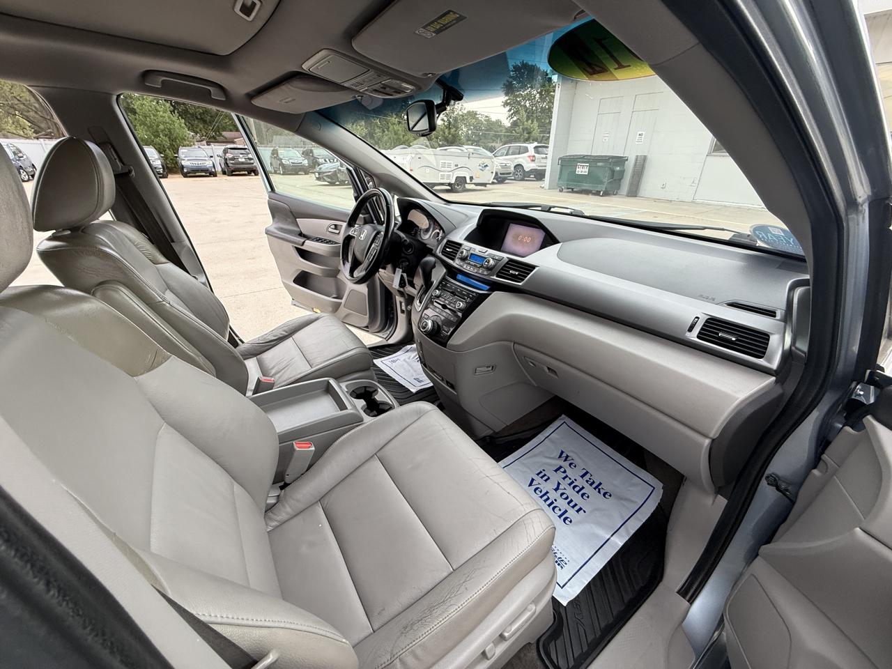 Honda Odyssey Touring 2012