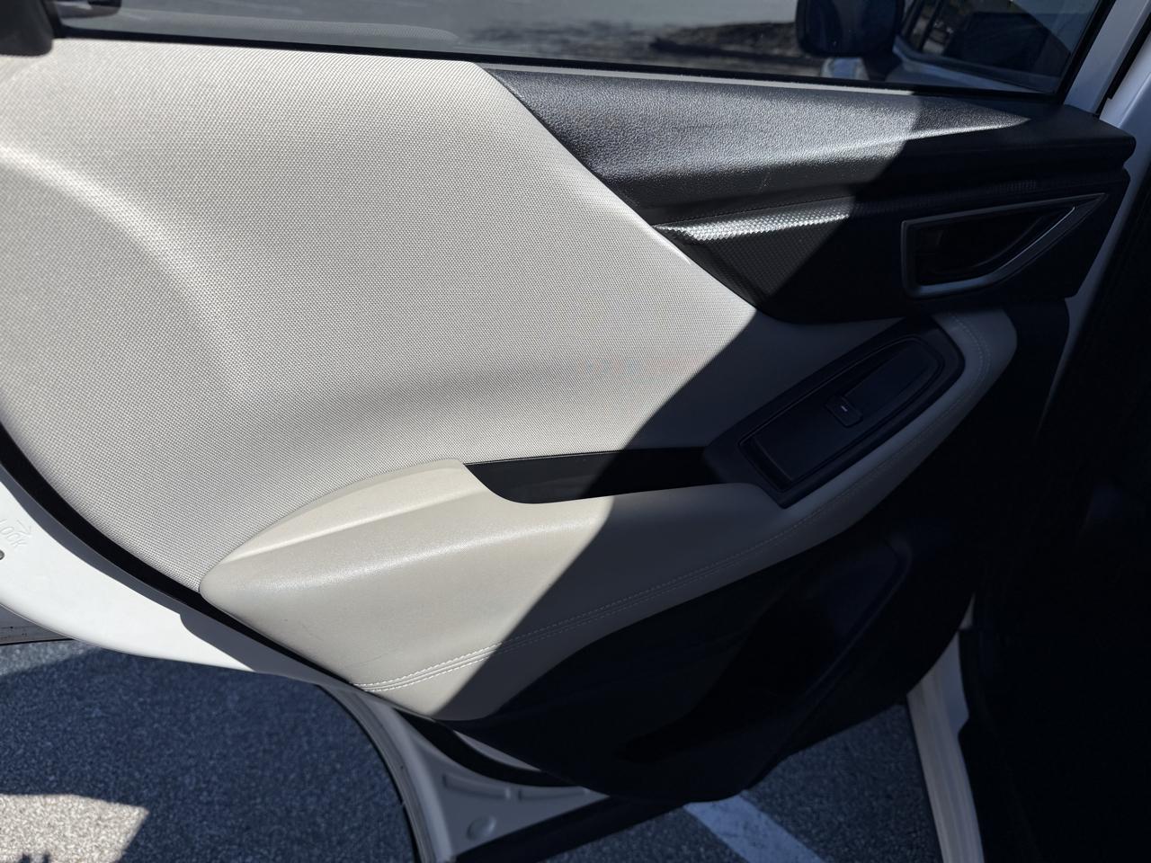 Subaru Forester Base 2023
