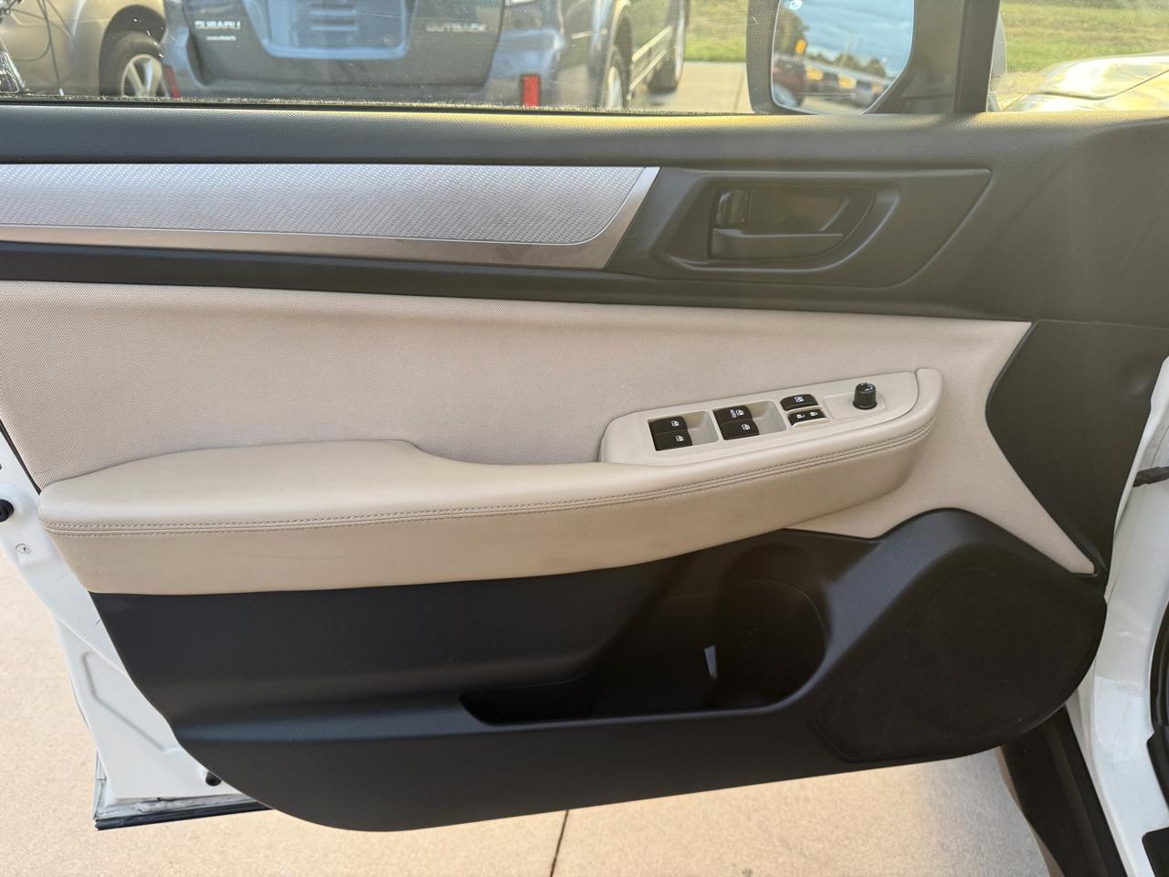 Subaru Outback 2.5i 2015