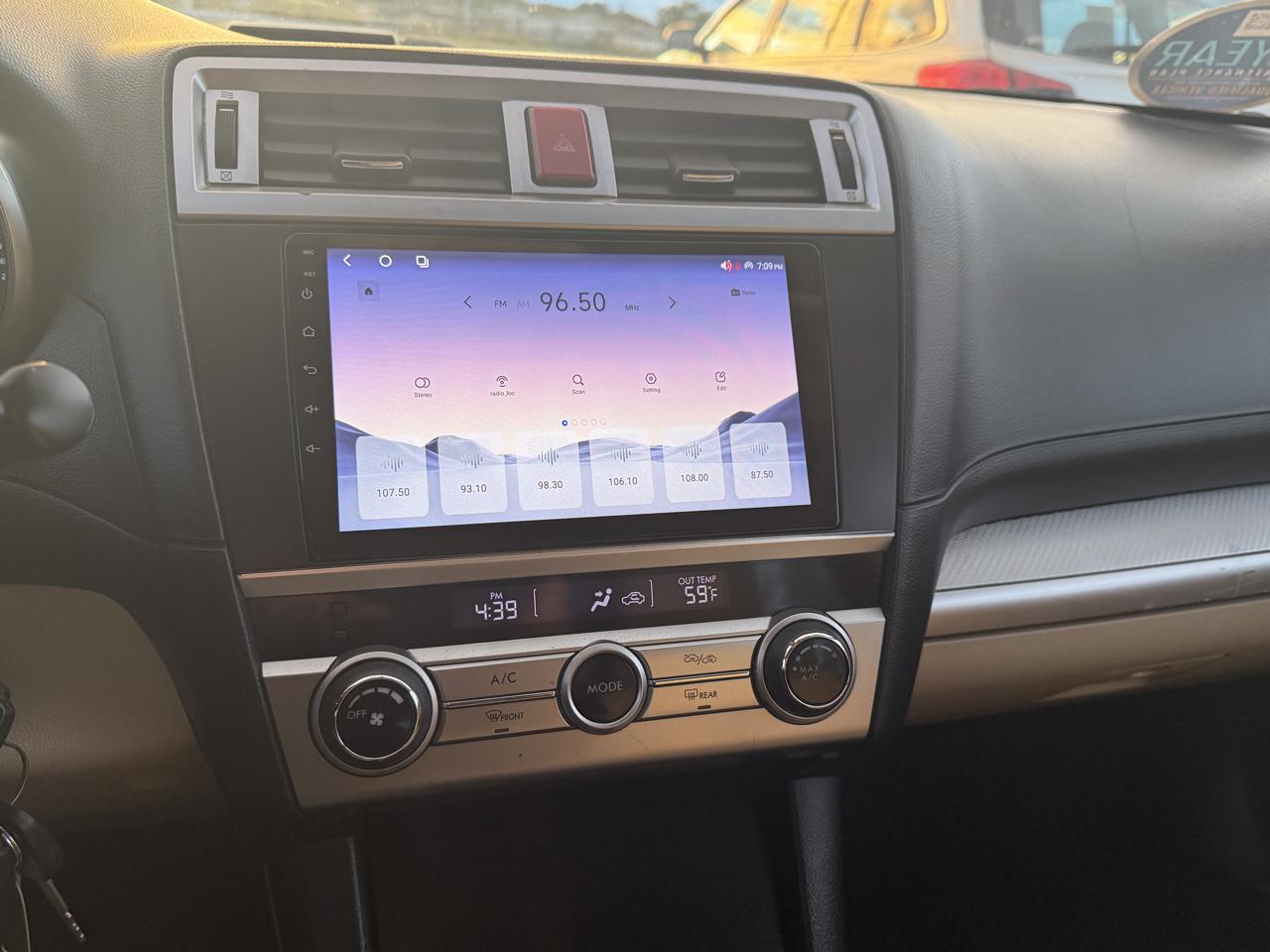Subaru Outback 2.5i 2015
