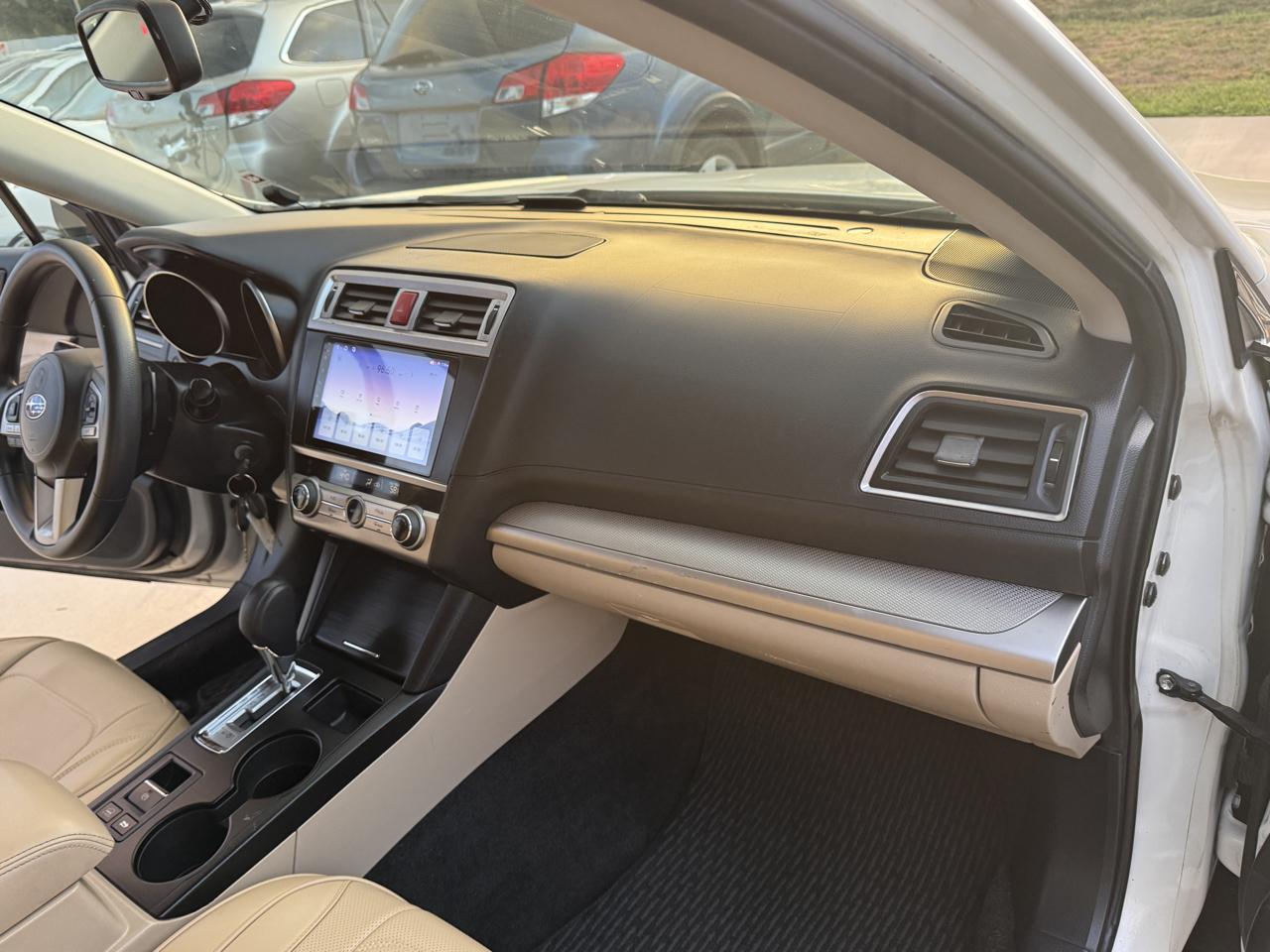 Subaru Outback 2.5i 2015