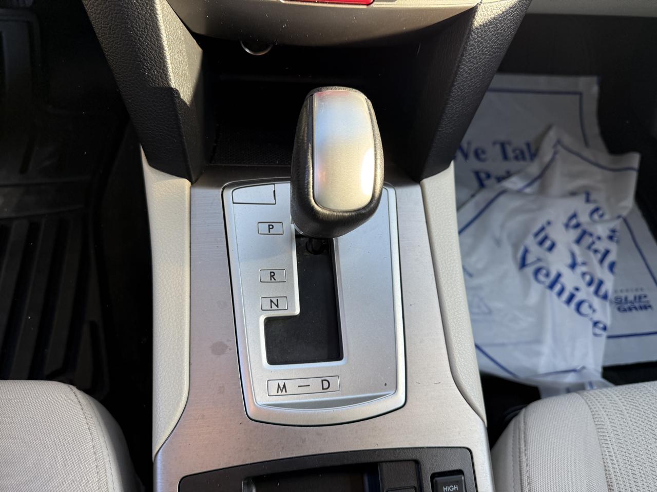Subaru Outback 2.5i Premium 2014