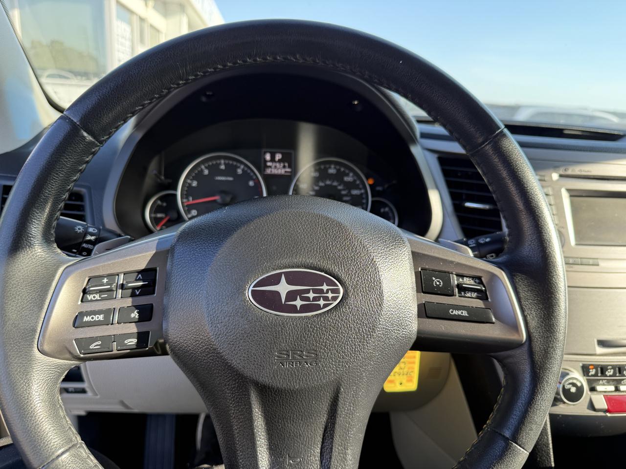 Subaru Outback 2.5i Premium 2014