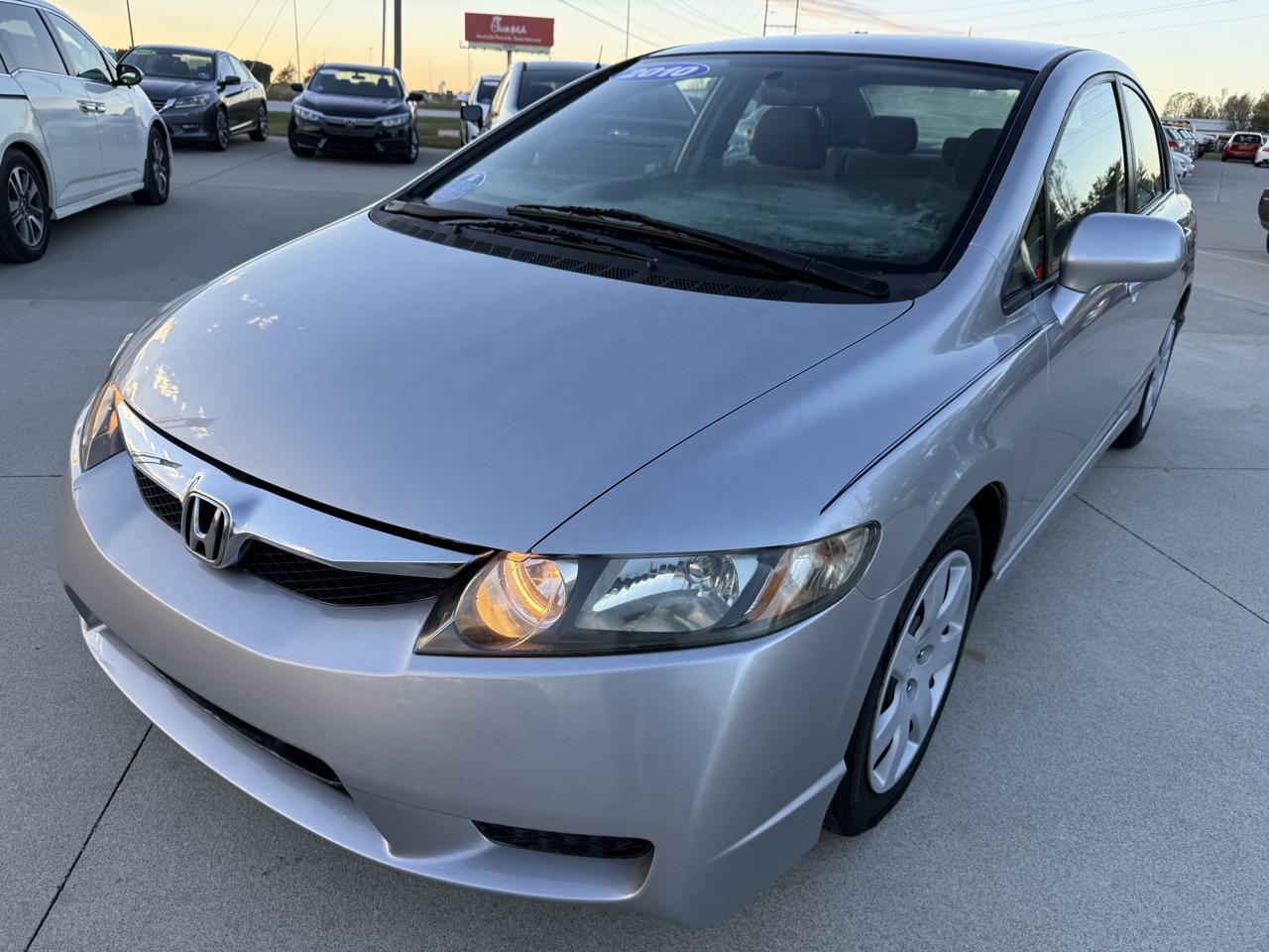 Honda Civic LX Sedan AT 2010