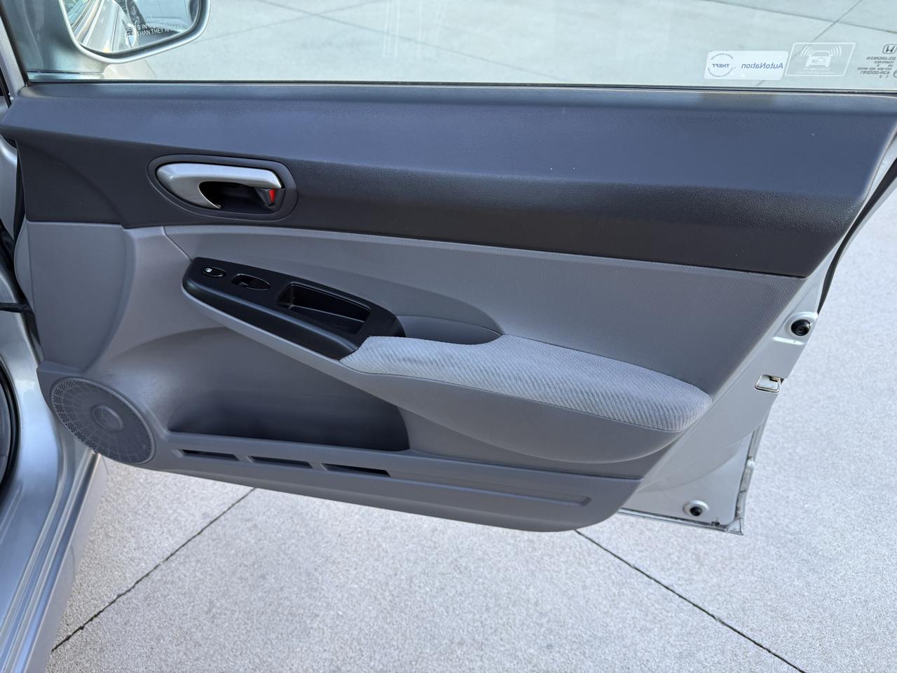 Honda Civic LX Sedan AT 2010
