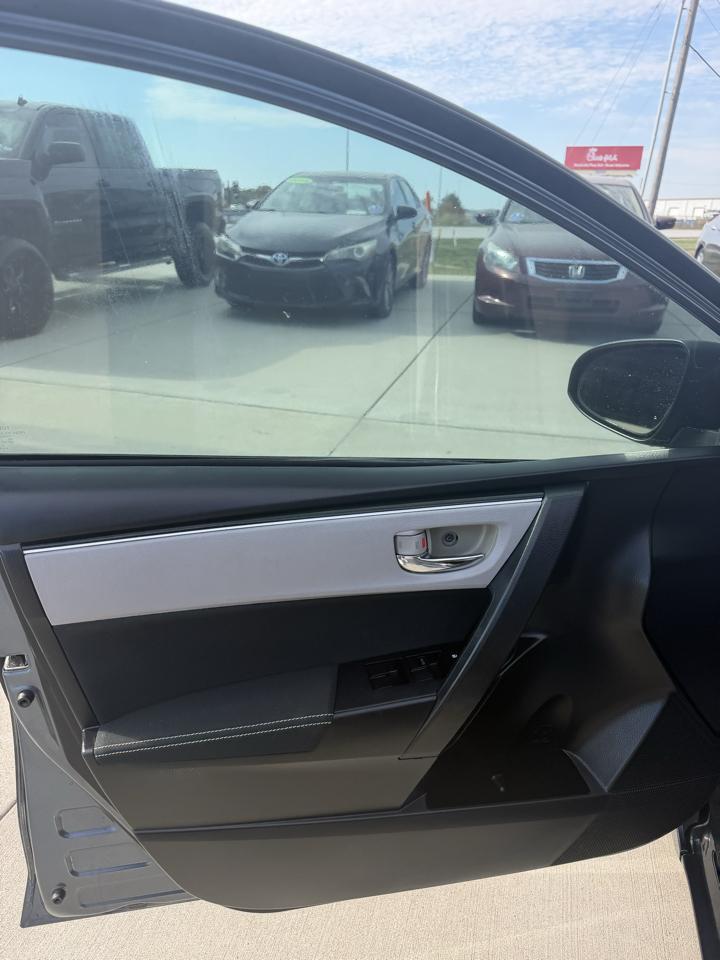 Toyota Corolla LE CVT 2017