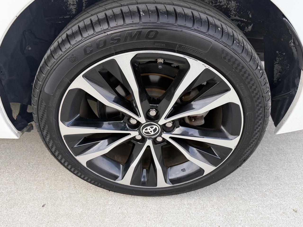 Toyota Corolla SE 4D Sedan 2018