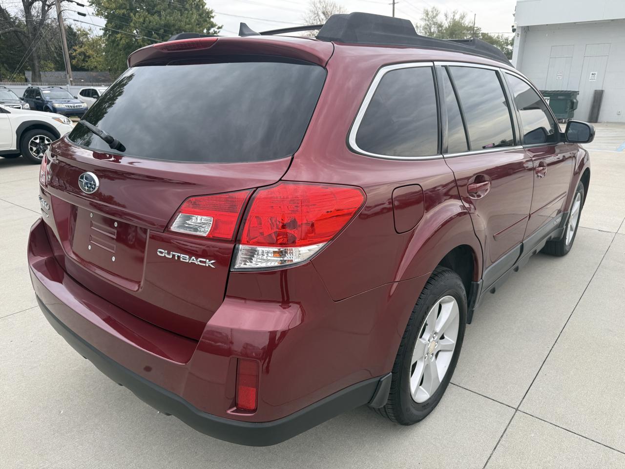 Subaru Outback 2.5i Limited 2013