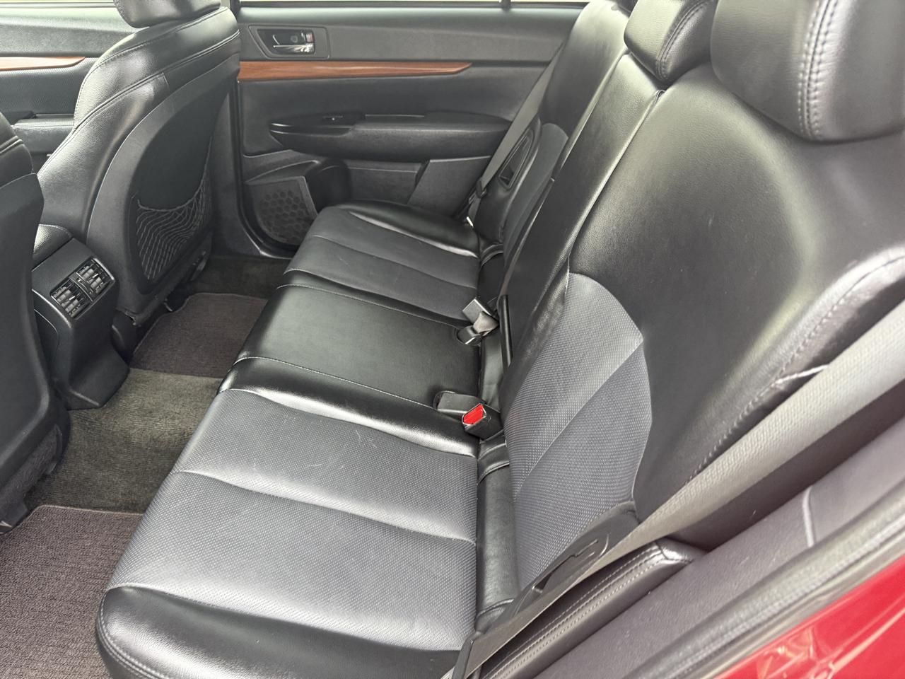 Subaru Outback 2.5i Limited 2013