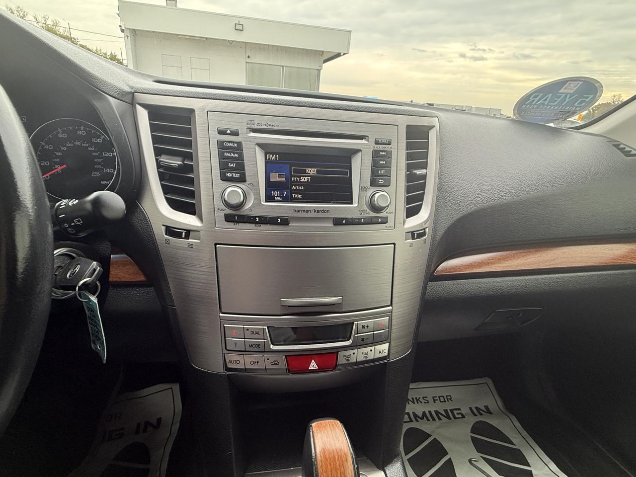 Subaru Outback 2.5i Limited 2013