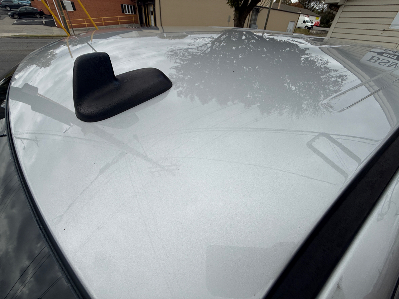 RAM 1500 SLT Crew Cab SWB 4WD 2016 RAM 1500 SLT Crew Cab SWB 4WD 2016