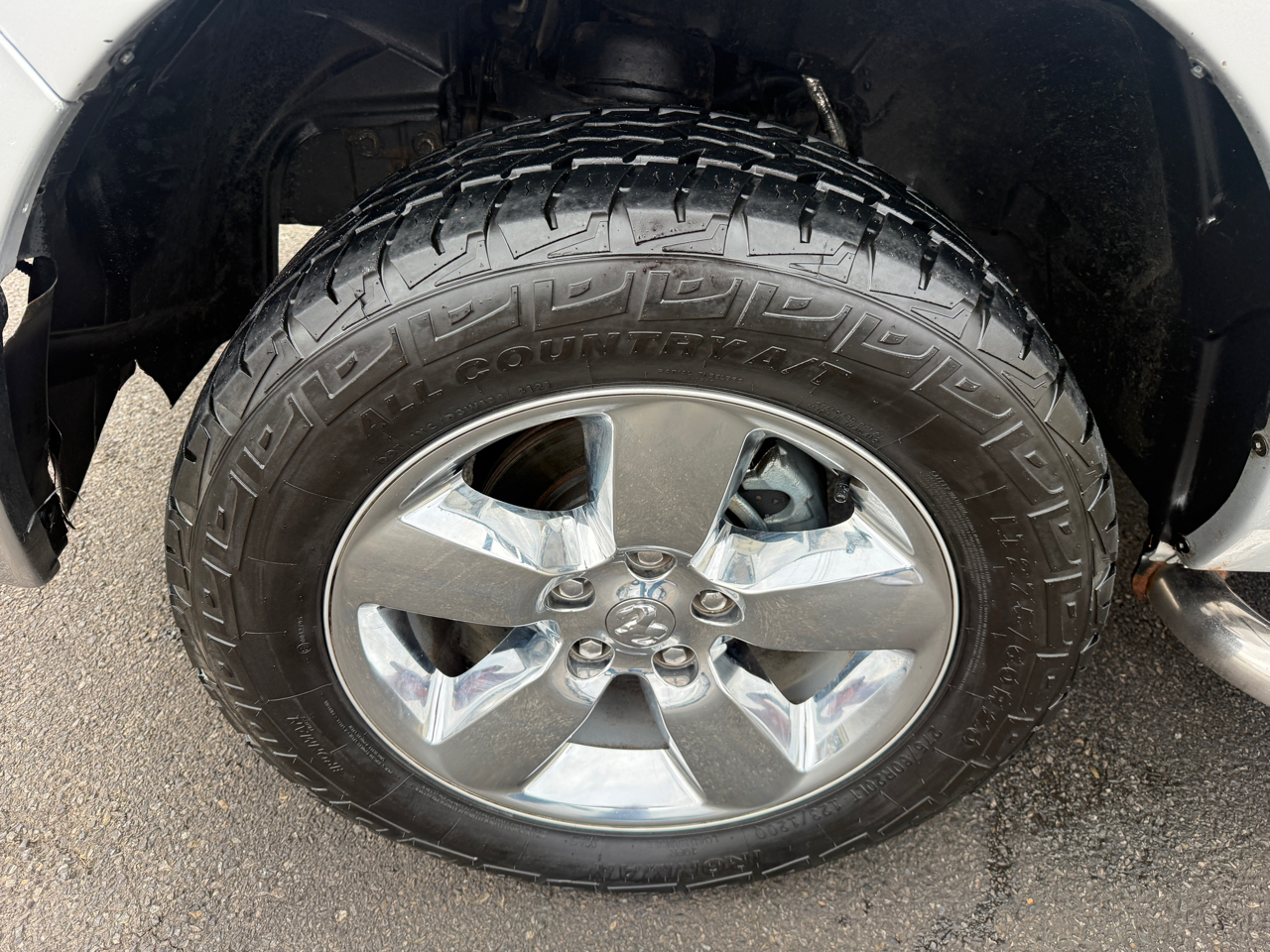 RAM 1500 SLT Crew Cab SWB 4WD 2016 RAM 1500 SLT Crew Cab SWB 4WD 2016