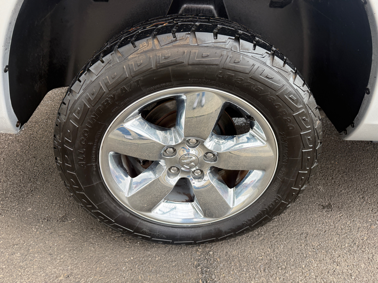 RAM 1500 SLT Crew Cab SWB 4WD 2016 RAM 1500 SLT Crew Cab SWB 4WD 2016