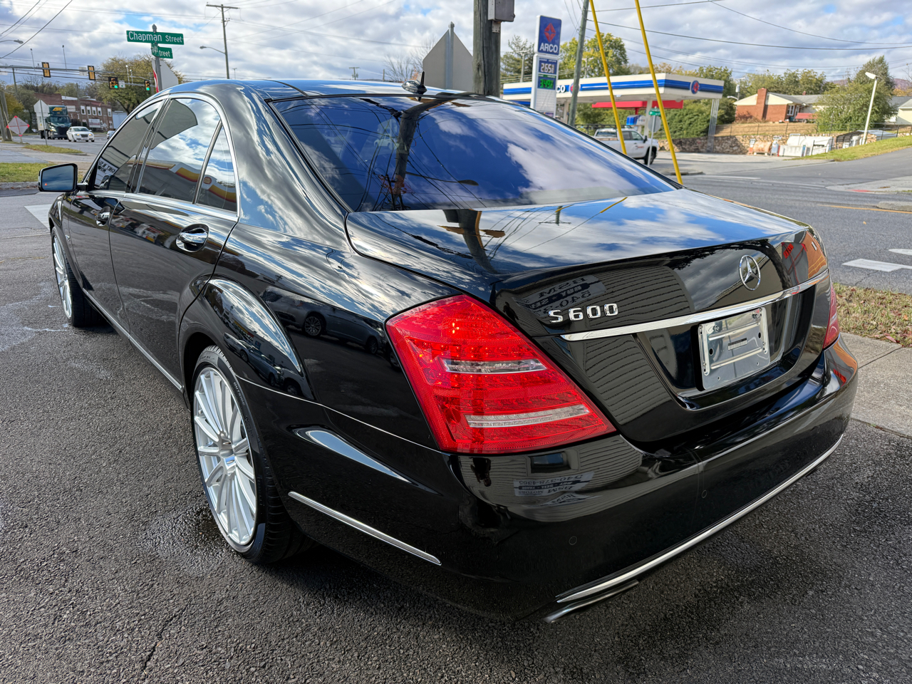 Mercedes-Benz S-Class S600 2010 Mercedes-Benz S-Class S600 2010