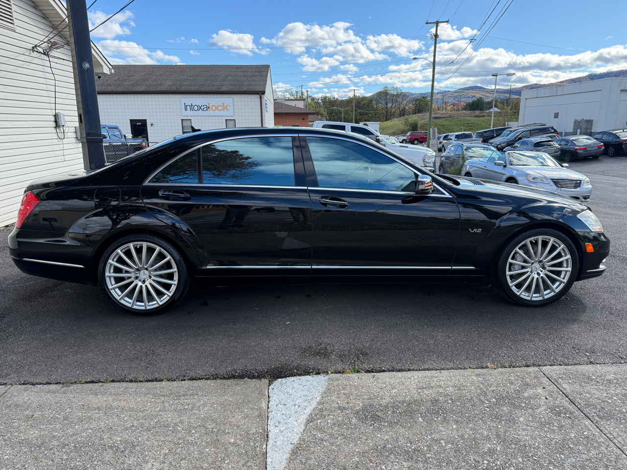 Mercedes-Benz S-Class S600 2010 Mercedes-Benz S-Class S600 2010