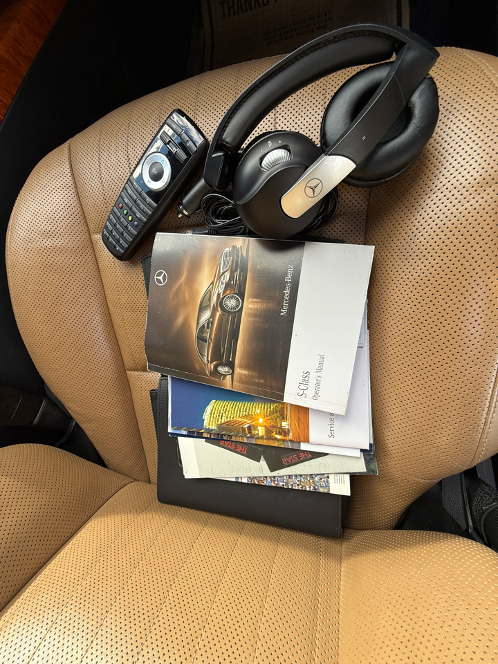 Mercedes-Benz S-Class S600 2010 Mercedes-Benz S-Class S600 2010