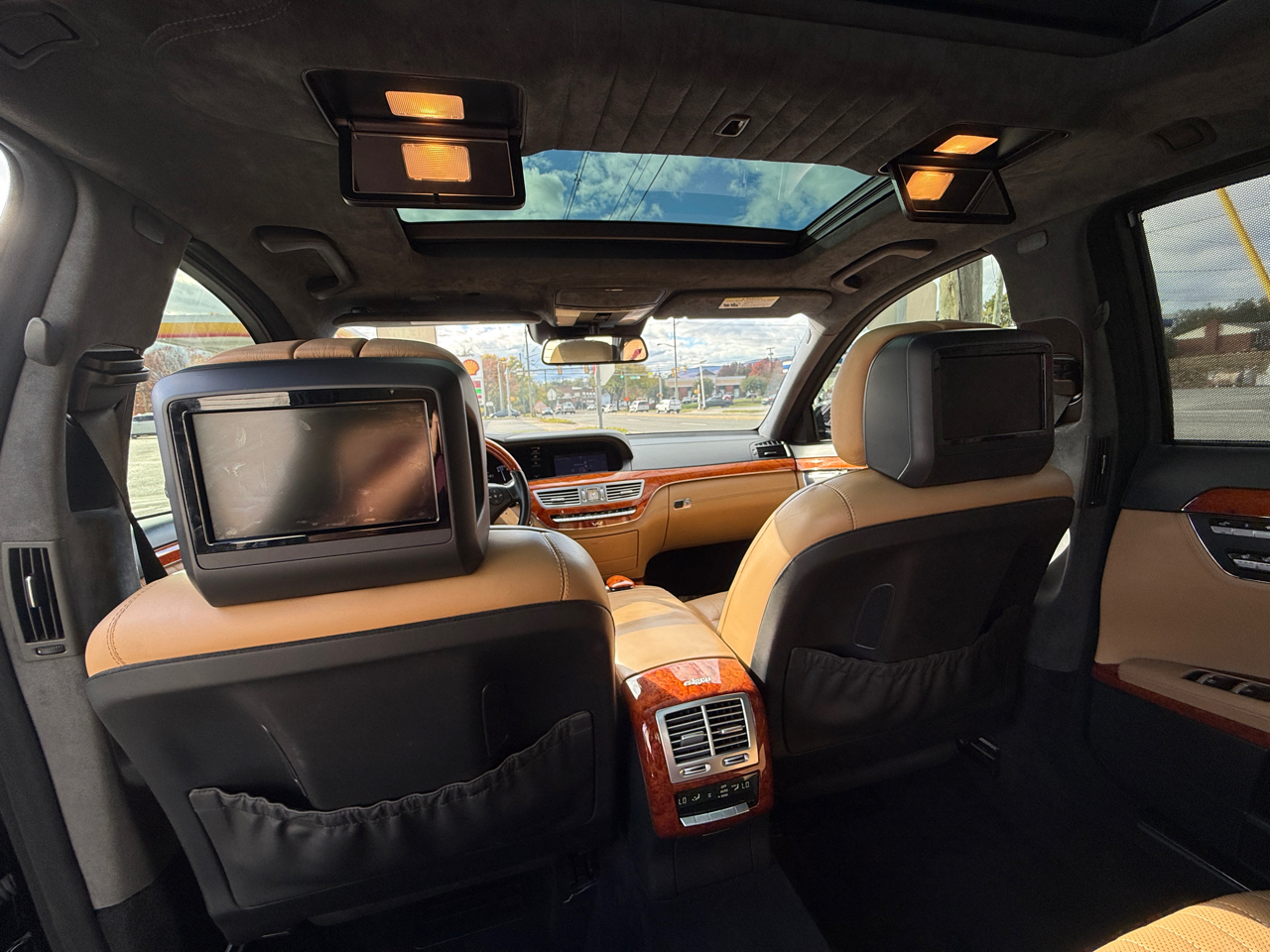 Mercedes-Benz S-Class S600 2010 Mercedes-Benz S-Class S600 2010