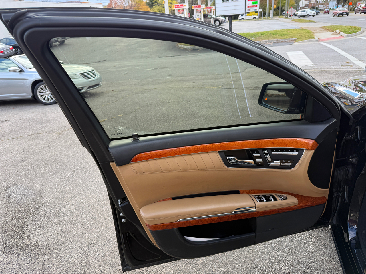 Mercedes-Benz S-Class S600 2010 Mercedes-Benz S-Class S600 2010