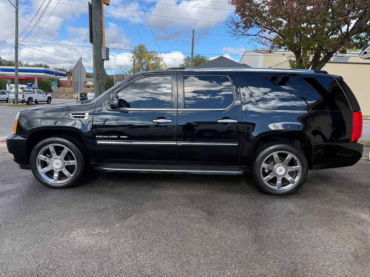 Cadillac Escalade ESV 2WD Luxury 2013 Cadillac Escalade ESV 2WD Luxury 2013