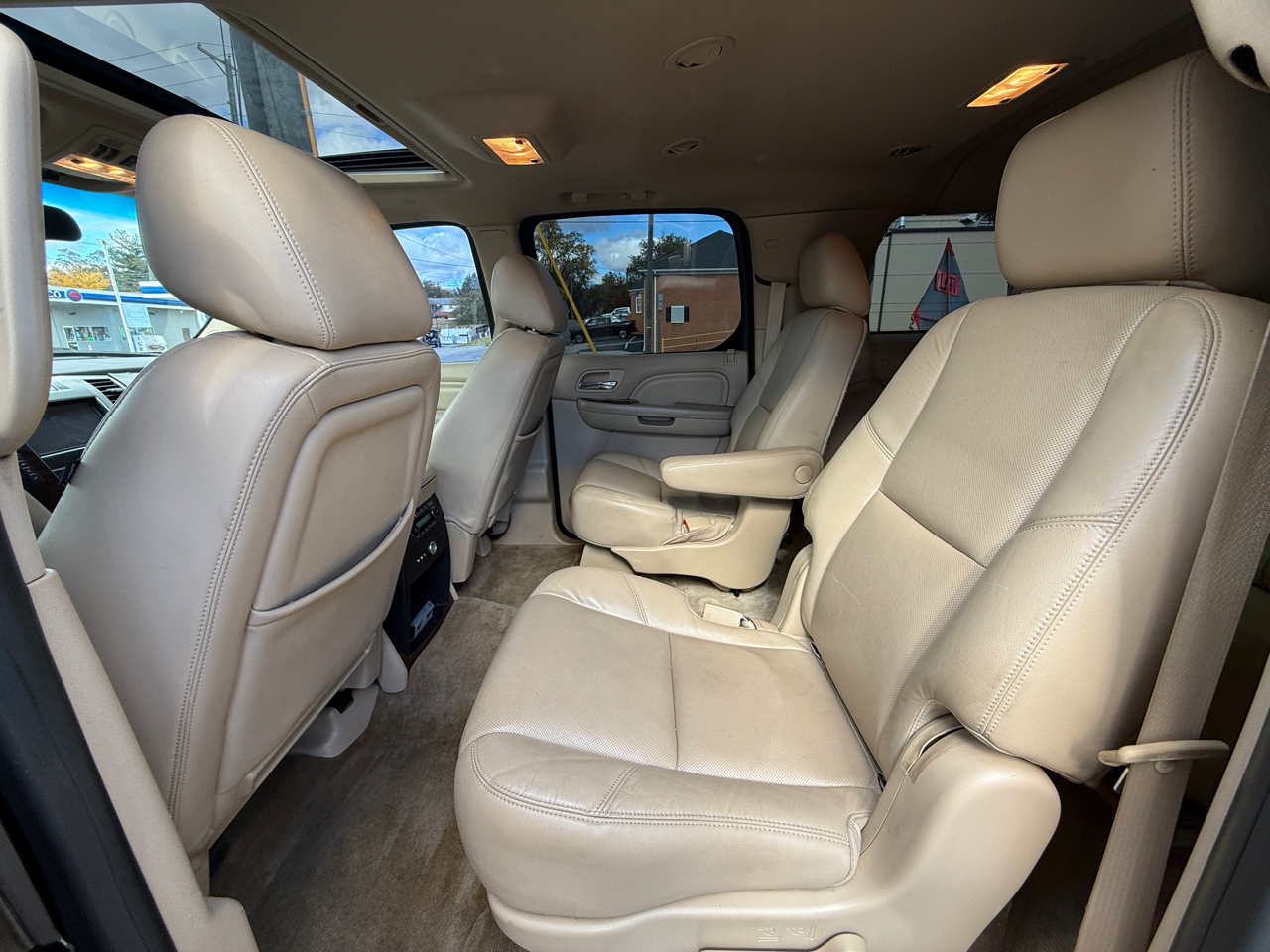 Cadillac Escalade ESV 2WD Luxury 2013 Cadillac Escalade ESV 2WD Luxury 2013