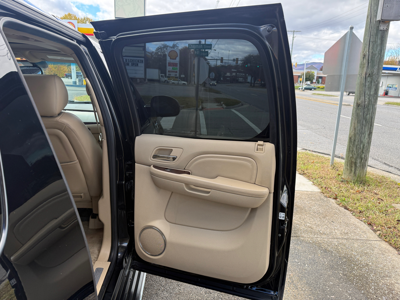 Cadillac Escalade ESV 2WD Luxury 2013 Cadillac Escalade ESV 2WD Luxury 2013