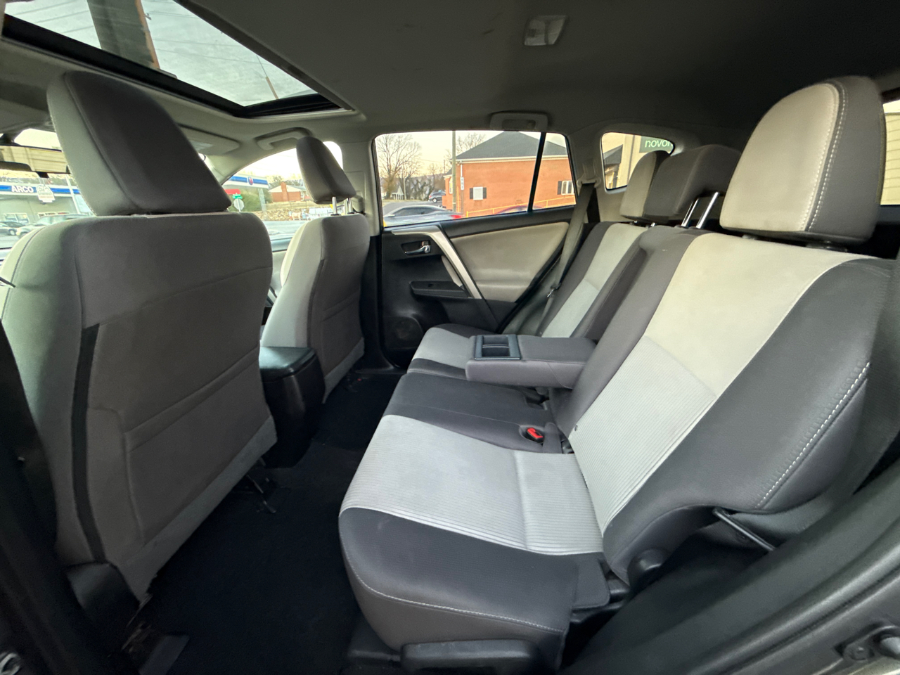 Toyota RAV4 XLE AWD 2014