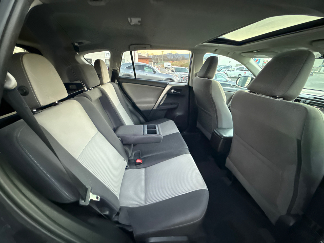 Toyota RAV4 XLE AWD 2014