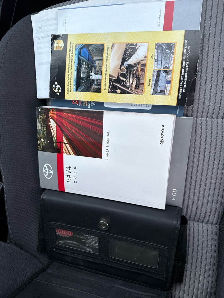 Toyota RAV4 XLE AWD 2014