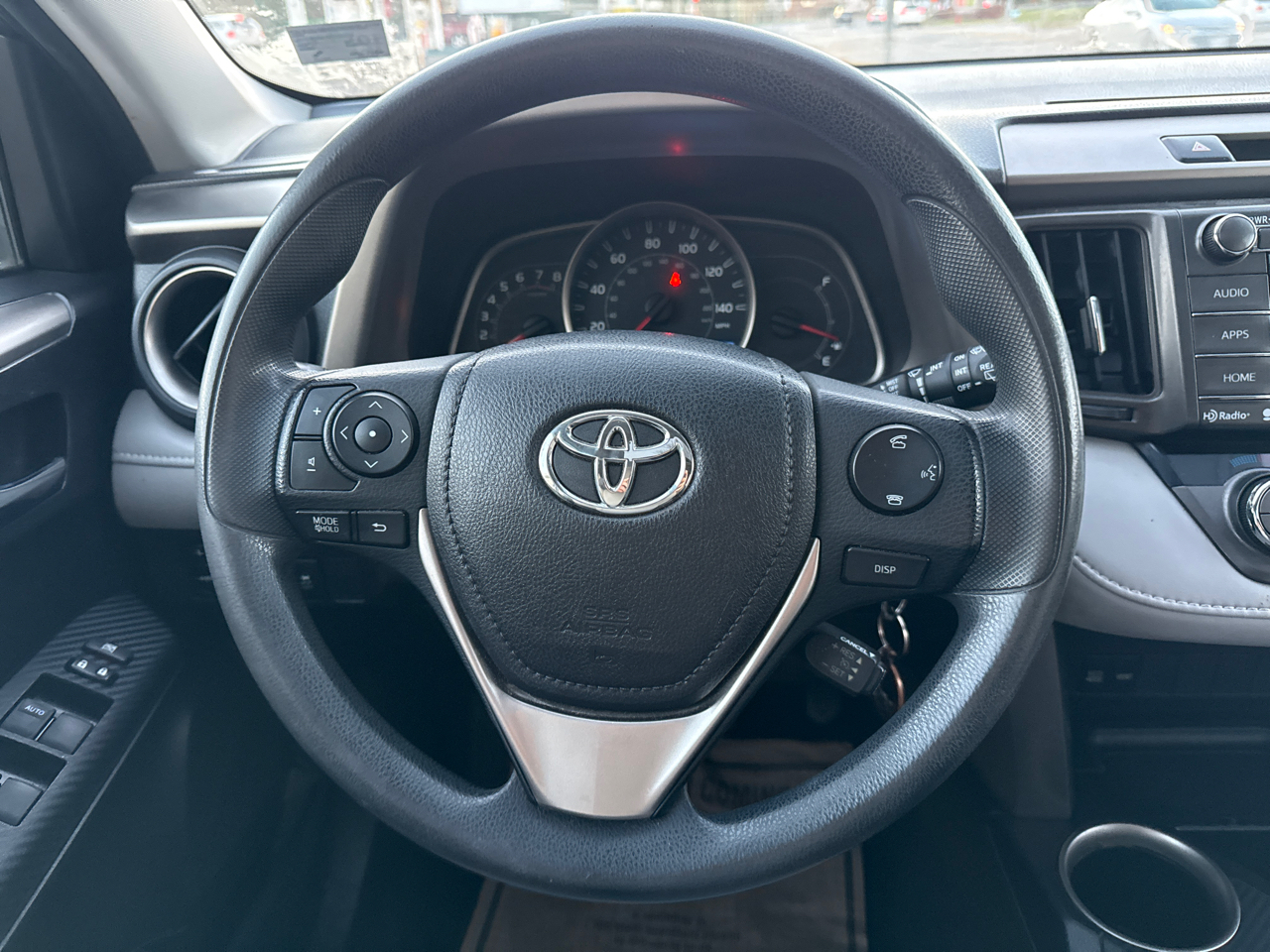 Toyota RAV4 XLE AWD 2014