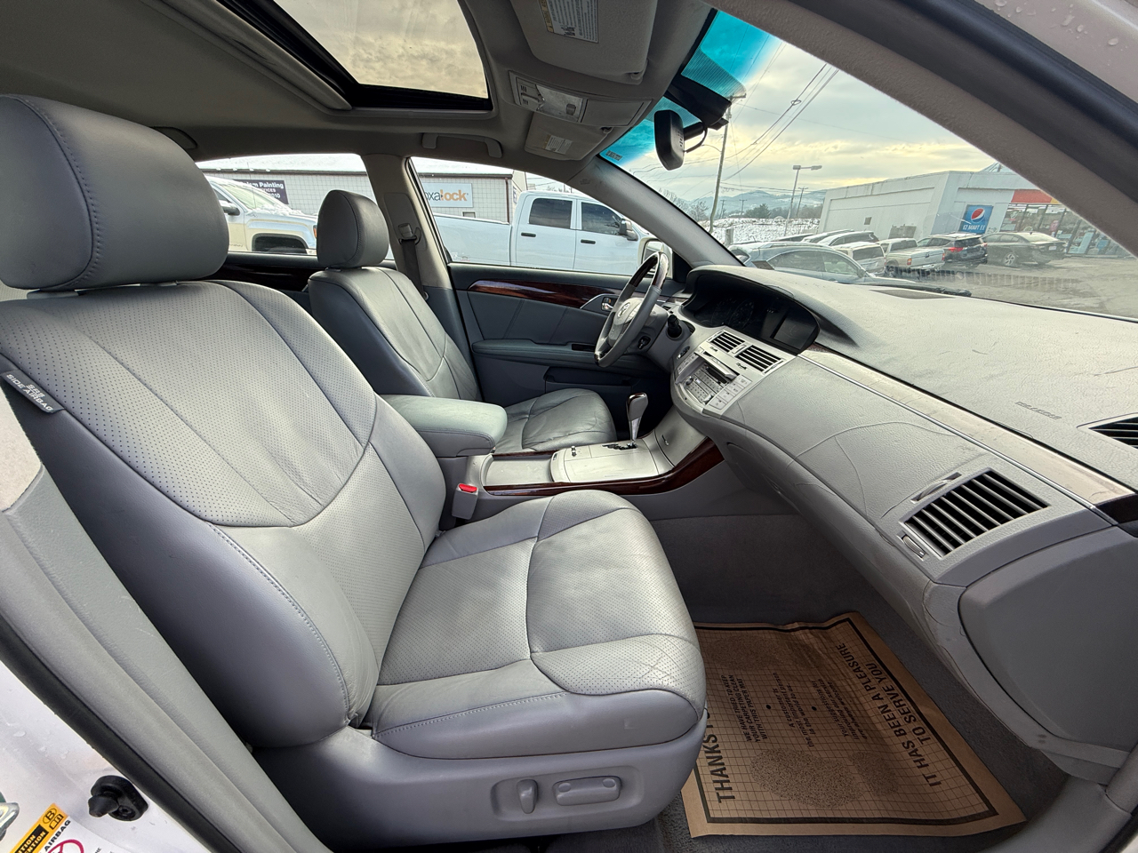 Toyota Avalon XLS 2008