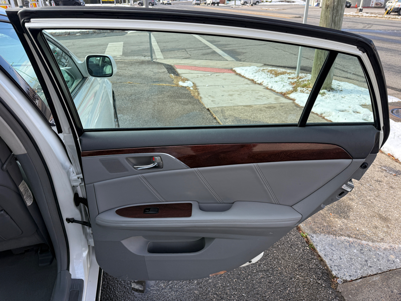 Toyota Avalon XLS 2008