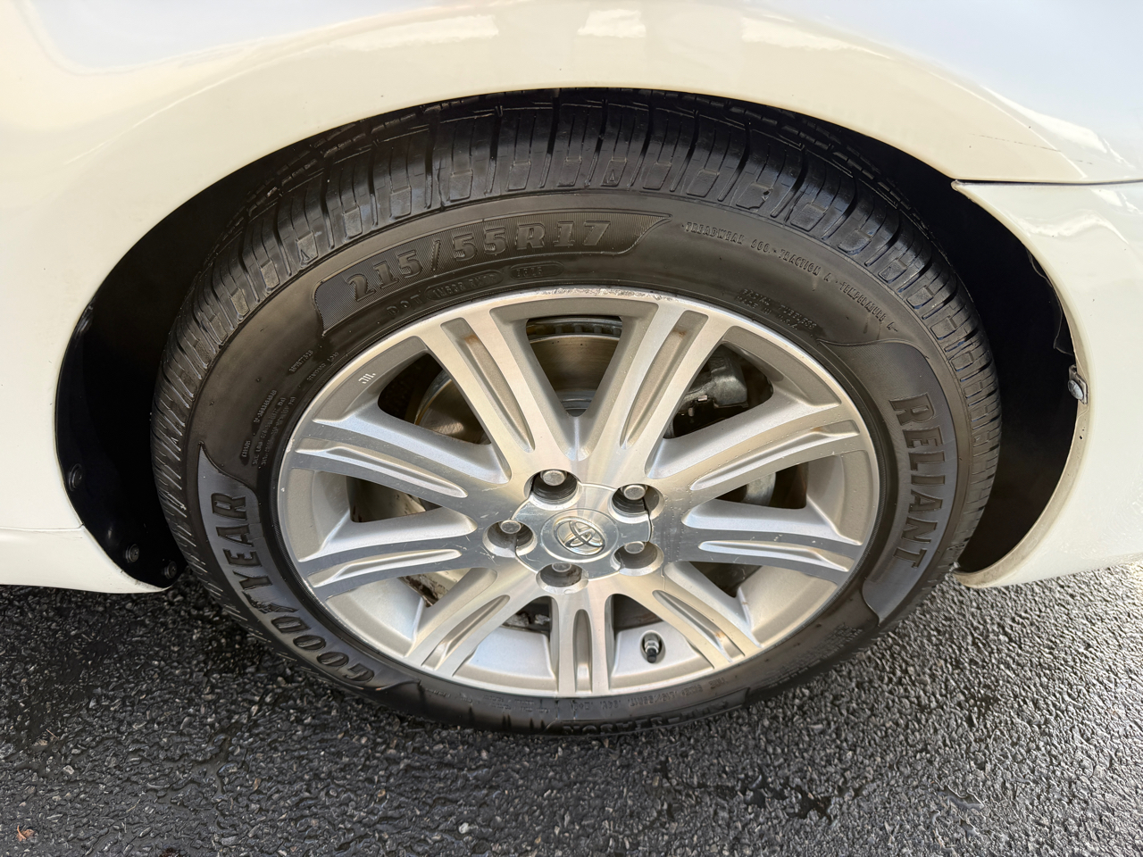 Toyota Avalon XLS 2008