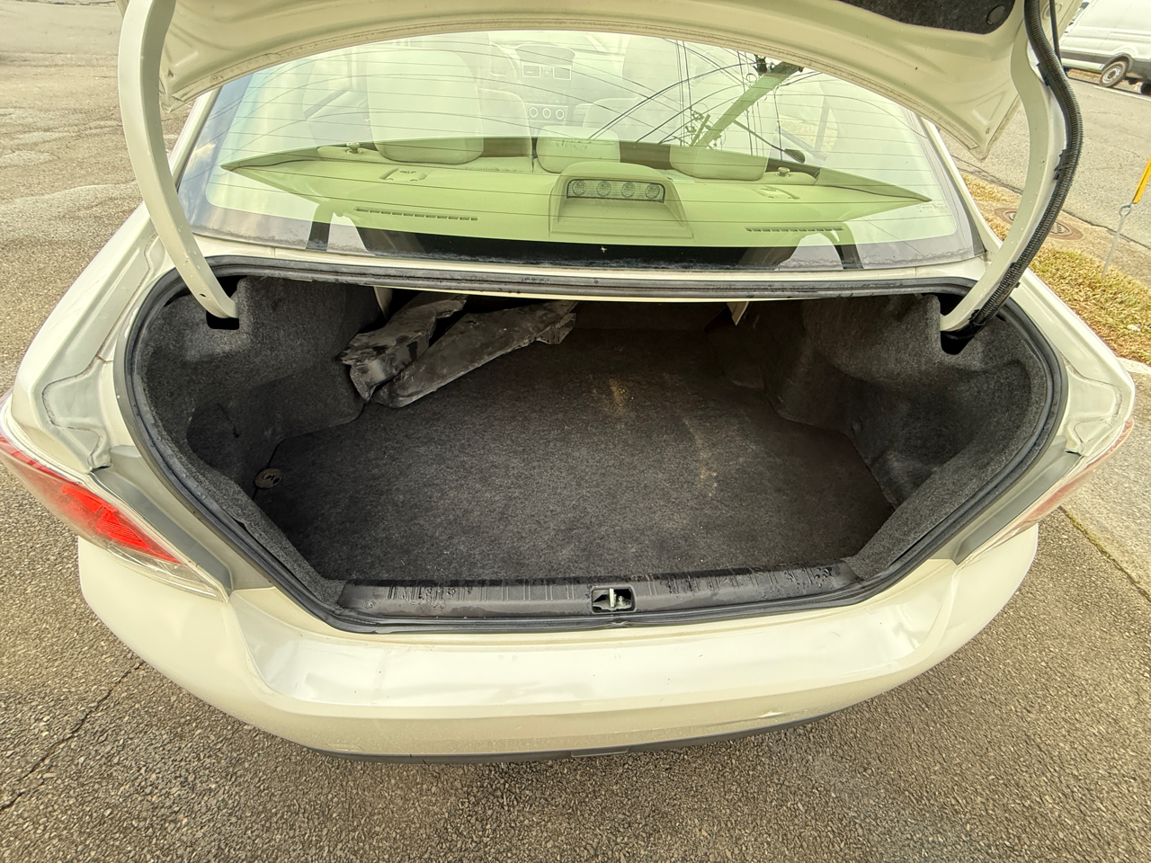 Subaru Impreza 2.0i Premium PZEV 4-Door 2016