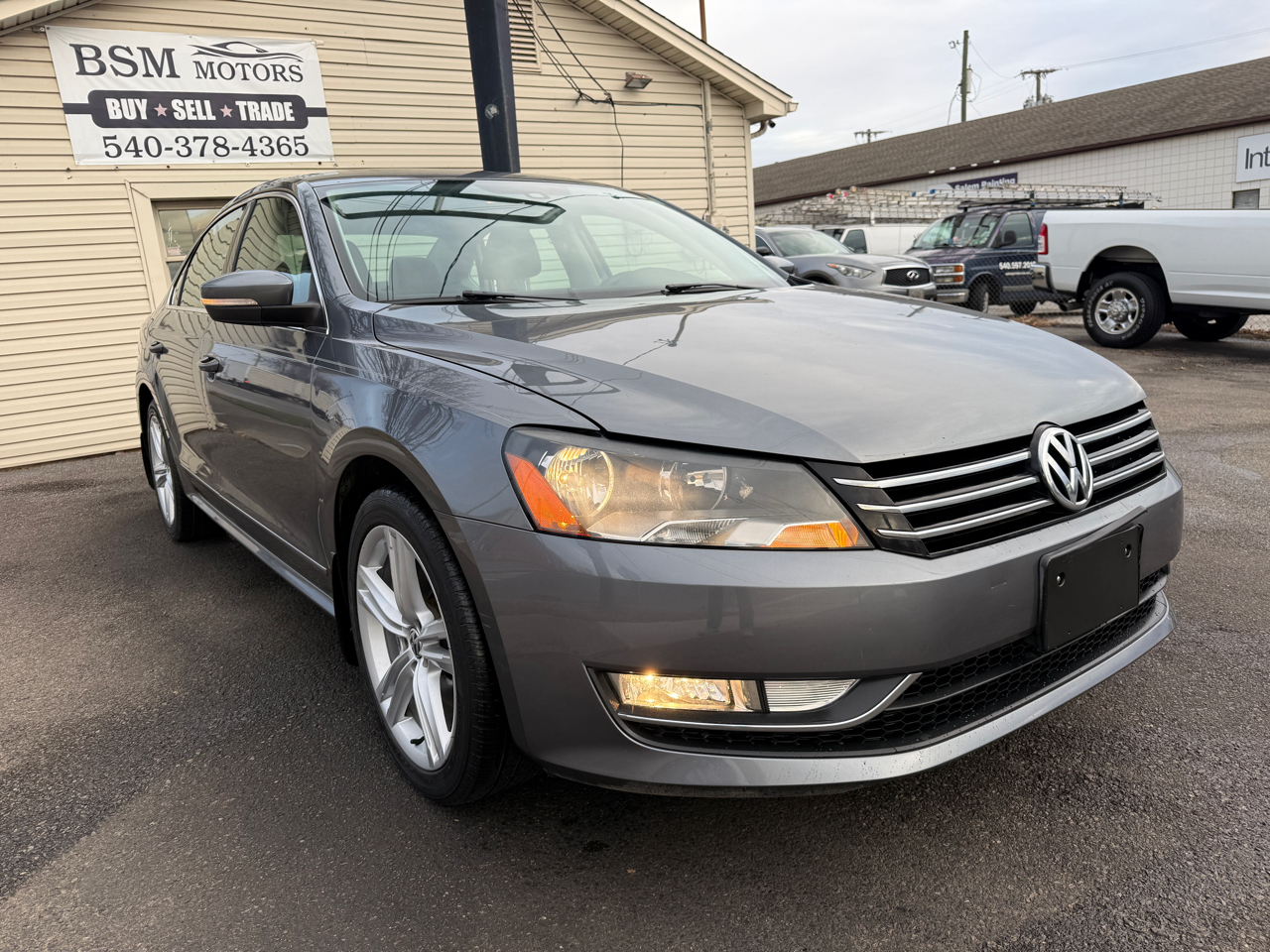 Volkswagen Passat 1.8T SE AT 2015