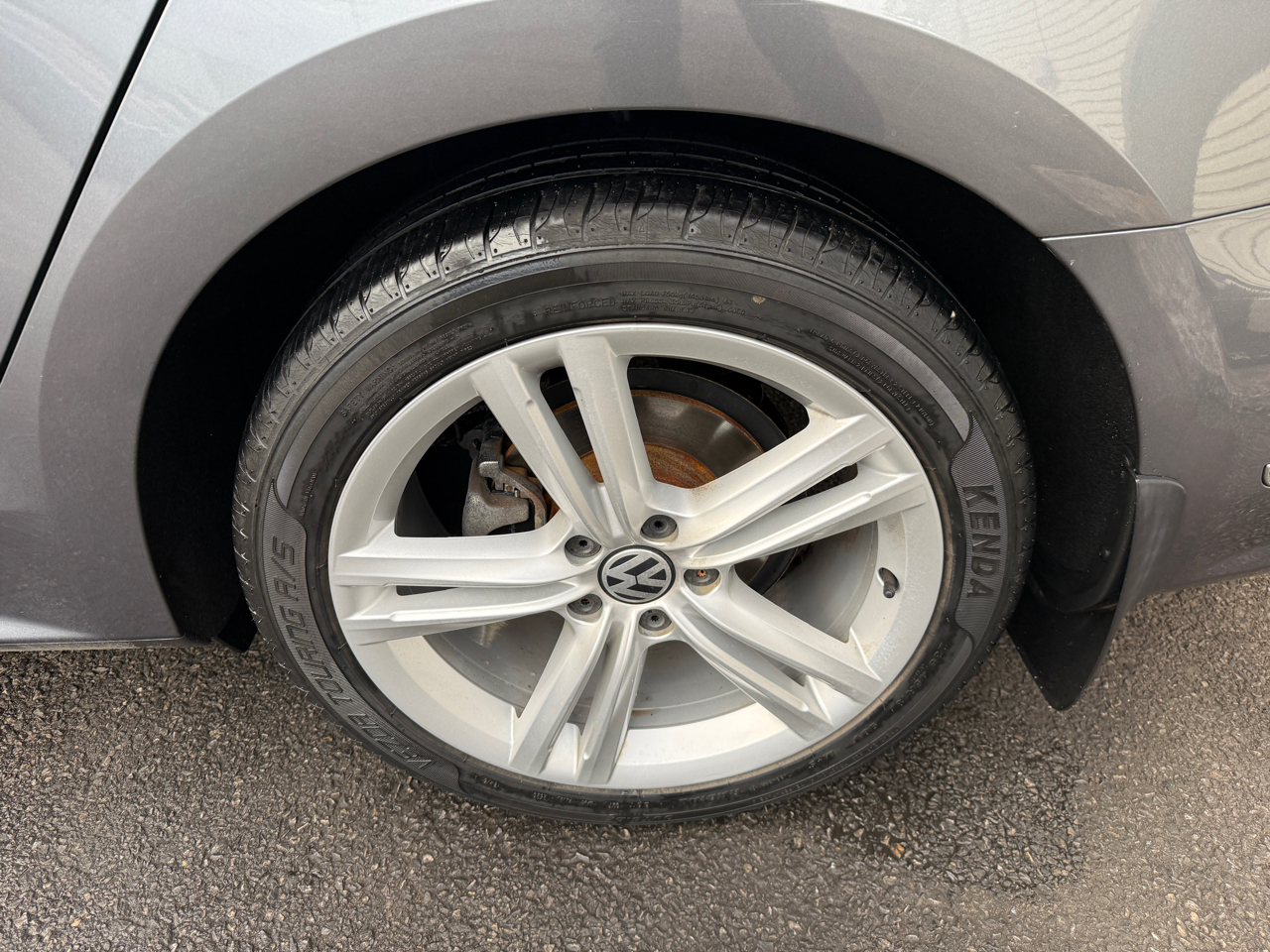 Volkswagen Passat 1.8T SE AT 2015