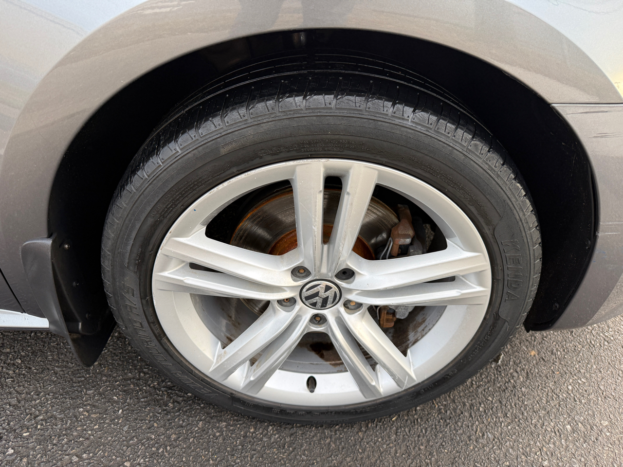 Volkswagen Passat 1.8T SE AT 2015