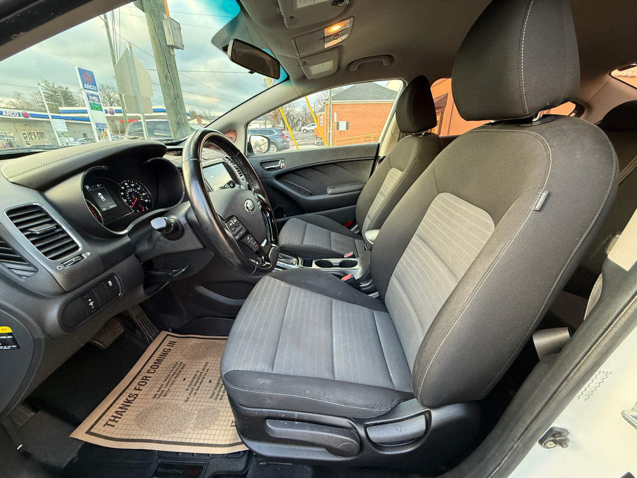 Kia Forte LX 6A 2017