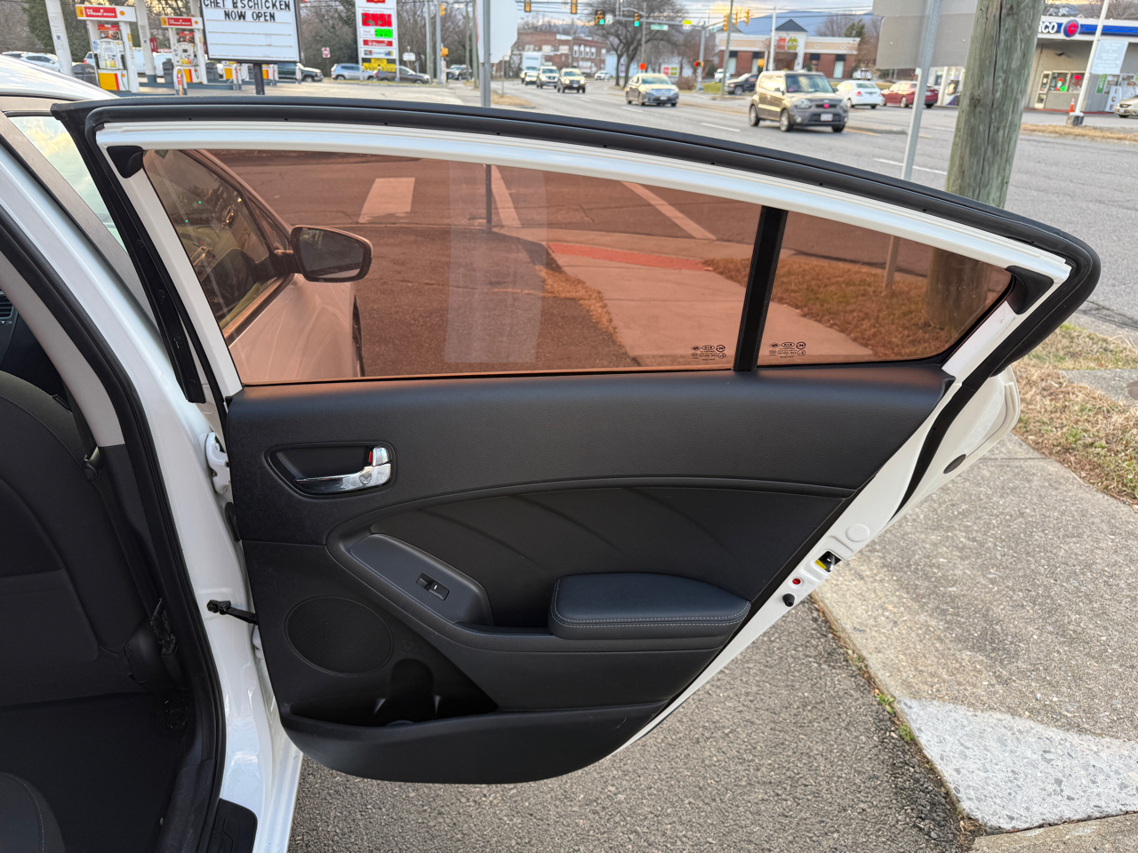 Kia Forte LX 6A 2017