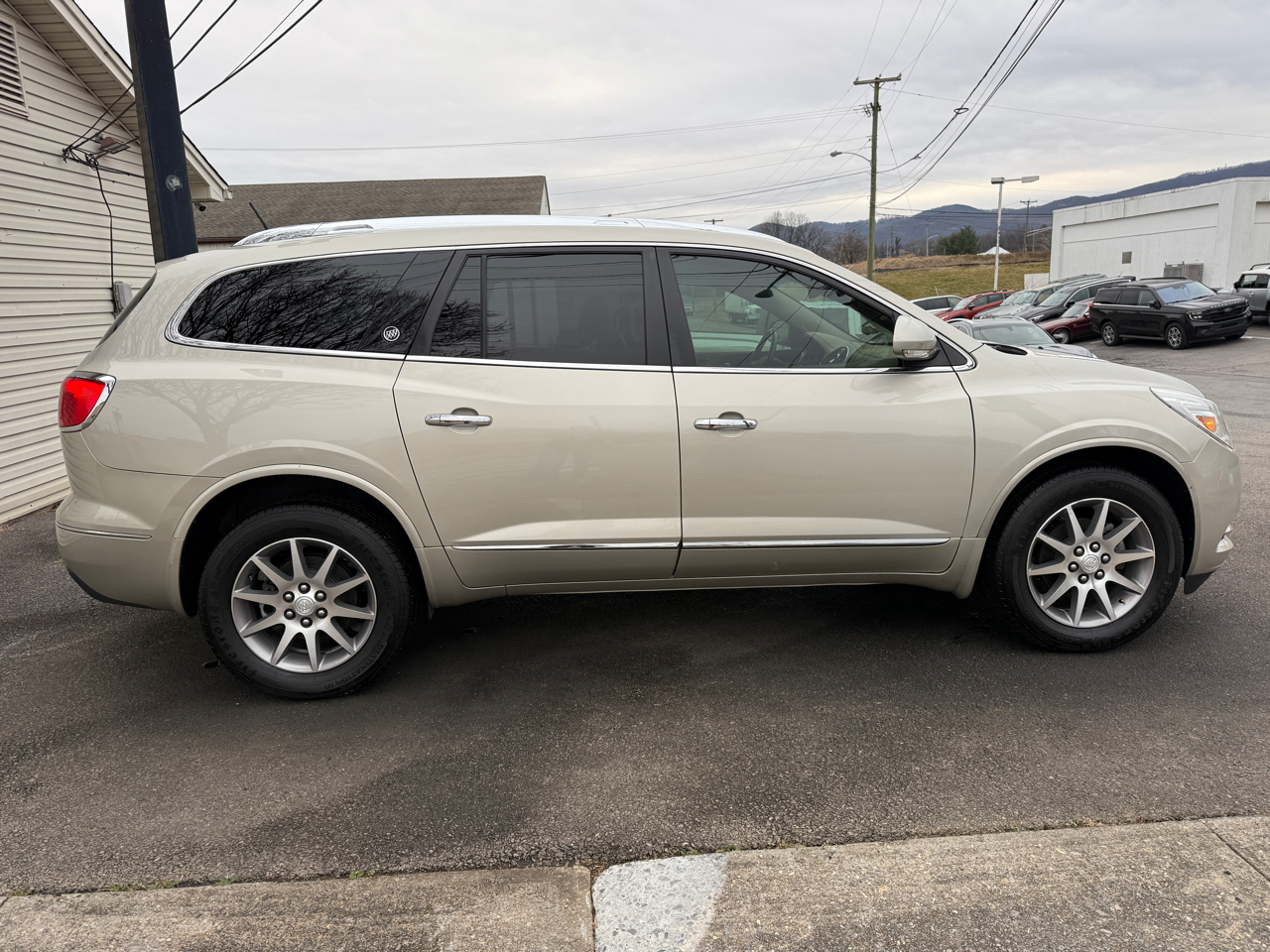 Buick Enclave Leather FWD 2017