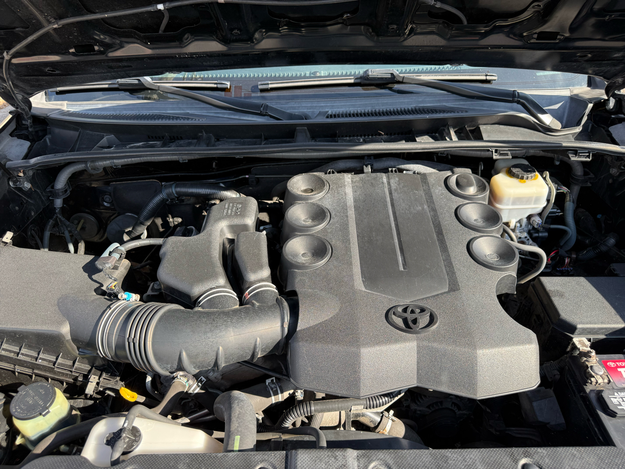 Toyota 4runner 4WD 2dr Wagon Deluxe 4WD Auto 2014