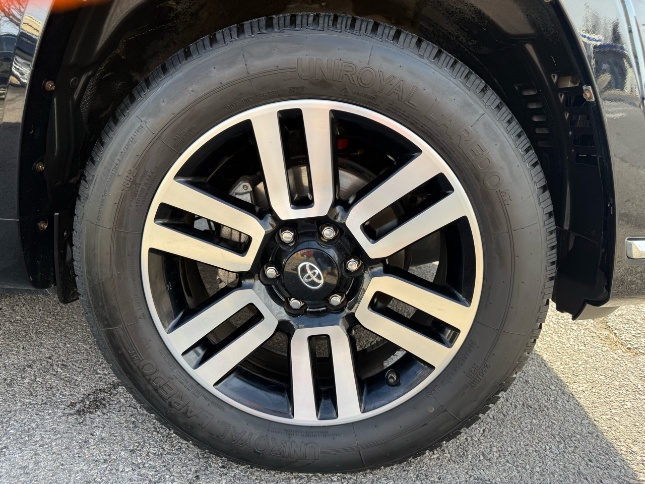 Toyota 4runner 4WD 2dr Wagon Deluxe 4WD Auto 2014