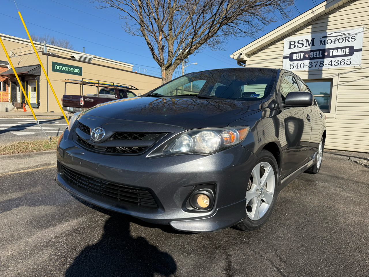 Toyota Corolla 4dr Sdn Auto S (Natl) 2012