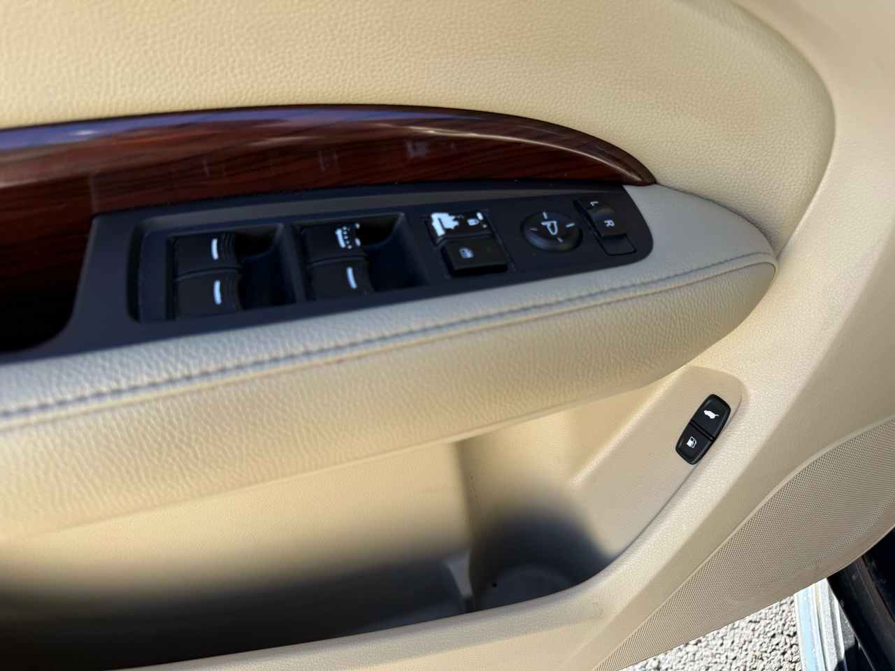 Acura MDX SH-AWD 4dr Tech Pkg 2014